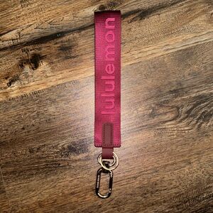 Lululemon Never Lost Keychain